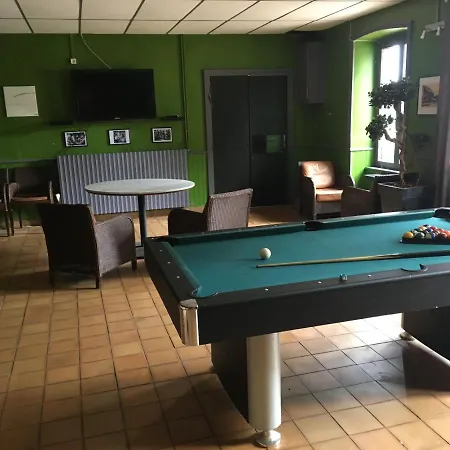 Proche De Vulcania Et La Bourboule * Gelles